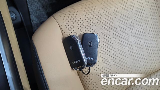 Kia Canival 2022 — photo 22