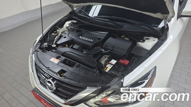 Nissan Altima 2018 — photo 6
