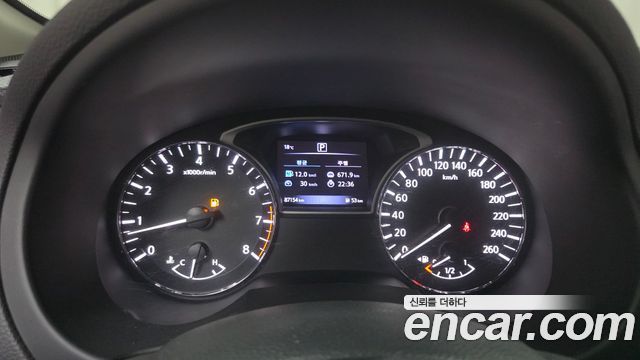Nissan Altima 2018 — photo 11