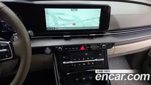 Kia Canival 2023 — photo 19