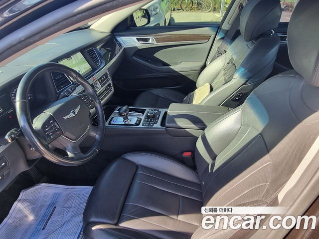 Genesis G80 2018 — photo 10