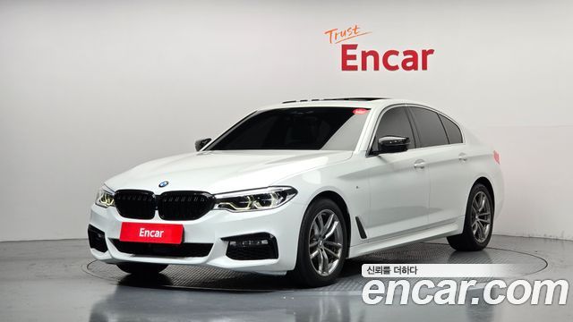 BMW 5-Series 2018 — photo 1