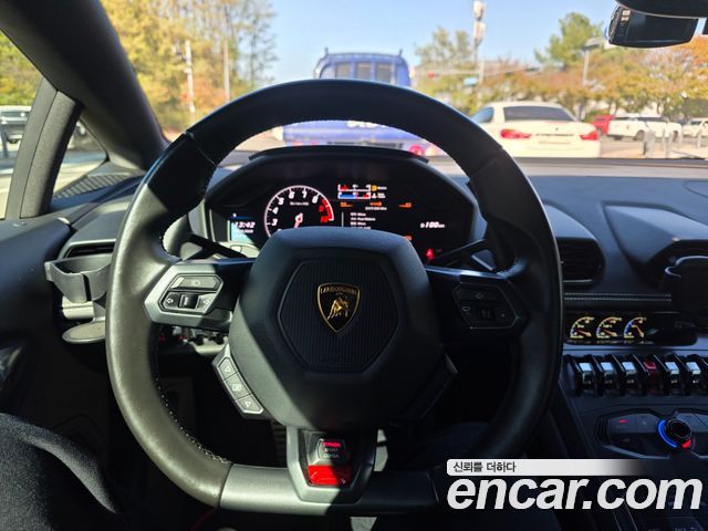 Lamborghini Huracan 2016 — photo 8