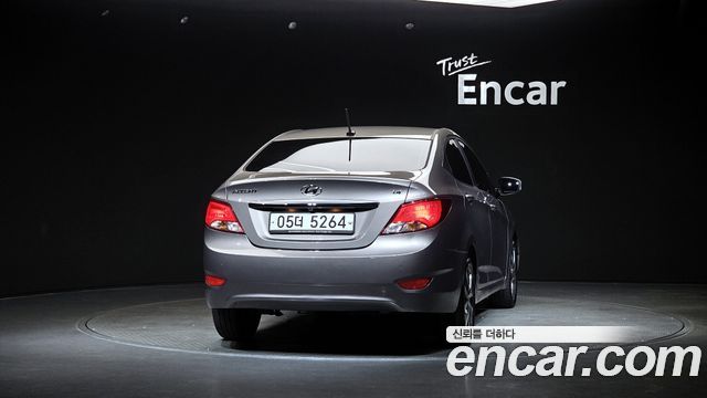 Hyundai Accent 2018 — photo 4
