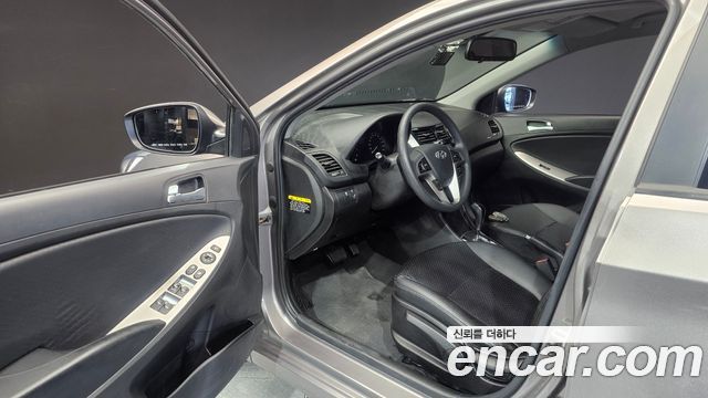 Hyundai Accent 2018 — photo 10