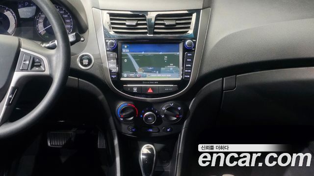 Hyundai Accent 2018 — photo 14