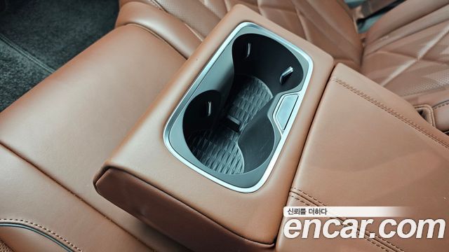 Genesis GV80 2024 — photo 31