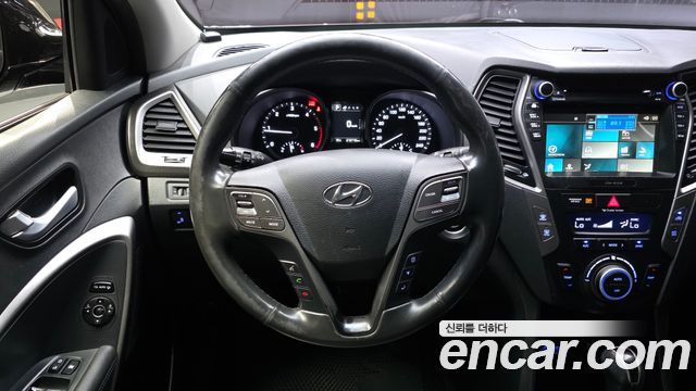 Hyundai Santafe 2016 — photo 19