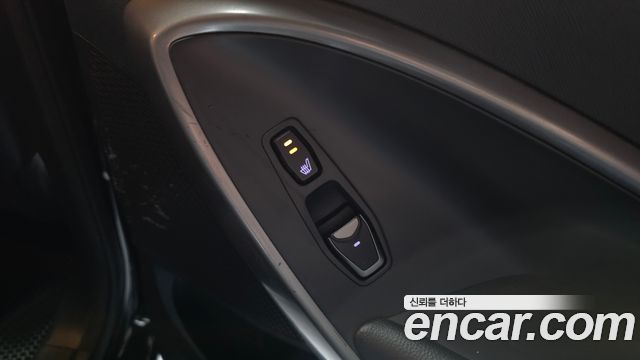 Hyundai Santafe 2016 — photo 25
