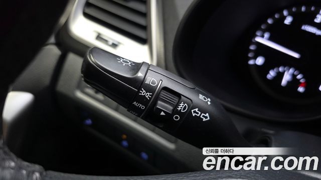 Hyundai Santafe 2016 — photo 28