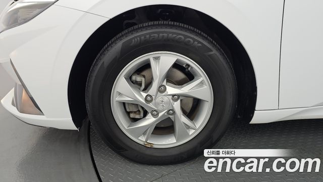 Hyundai AVANTE 2023 — photo 5
