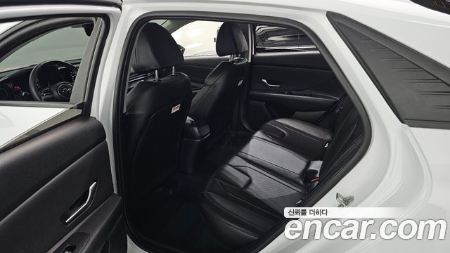 Hyundai AVANTE 2023 — photo 11