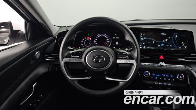 Hyundai AVANTE 2023 — photo 12