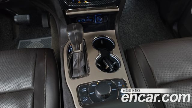 Jeep Cherokee 2017 — photo 9
