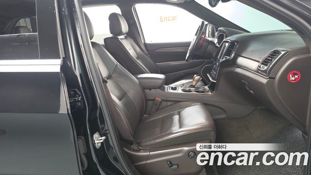Jeep Cherokee 2017 — photo 11