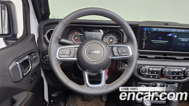 Jeep Wrangler 2024 — photo 21