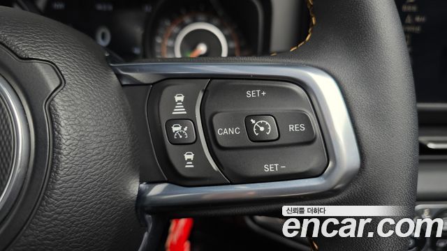 Jeep Wrangler 2024 — photo 24