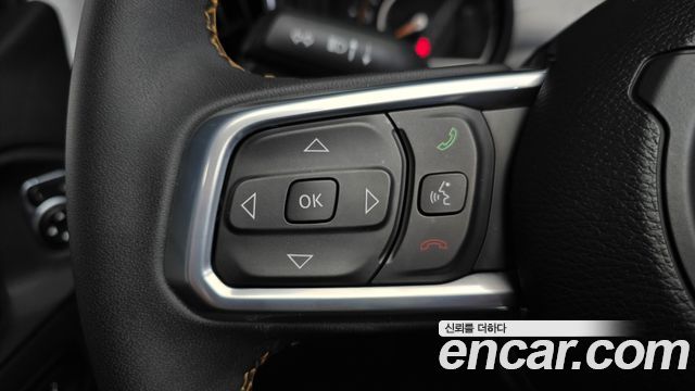 Jeep Wrangler 2024 — photo 25