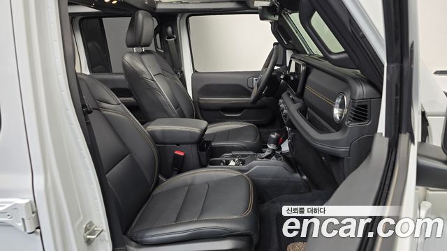 Jeep Wrangler 2024 — photo 16