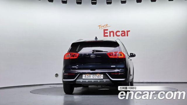 Kia Niro 2017 — photo 4
