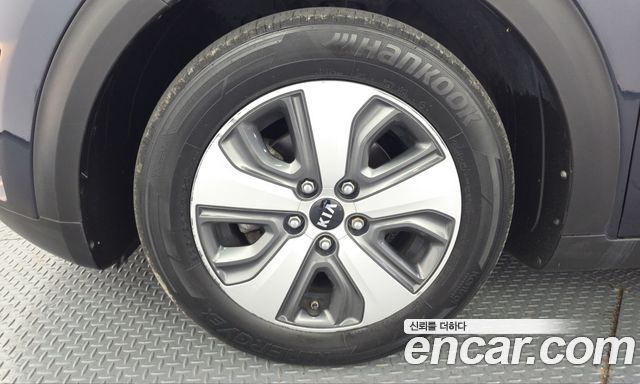 Kia Niro 2017 — photo 5