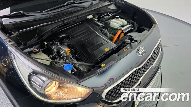 Kia Niro 2017 — photo 6
