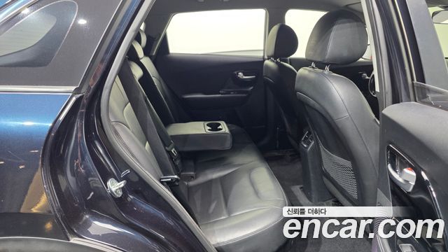 Kia Niro 2017 — photo 18
