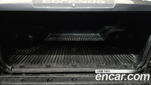 KG Mobility KORANDO 2017 — photo 20