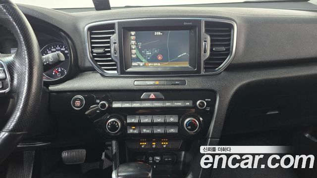 Kia Sportage 2017 — photo 19