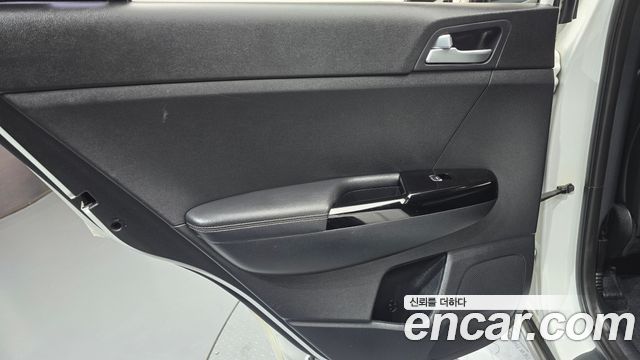 Kia Sportage 2017 — photo 15