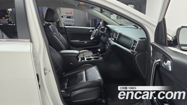 Kia Sportage 2017 — photo 16