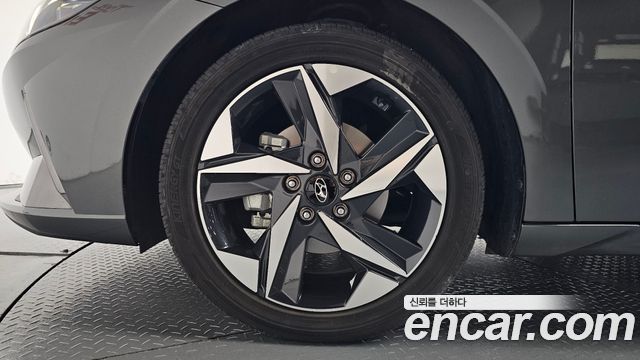 Hyundai AVANTE 2023 — photo 5