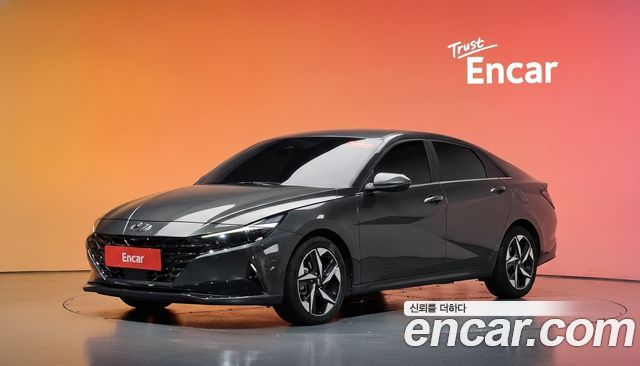 Hyundai AVANTE 2023 — photo 1