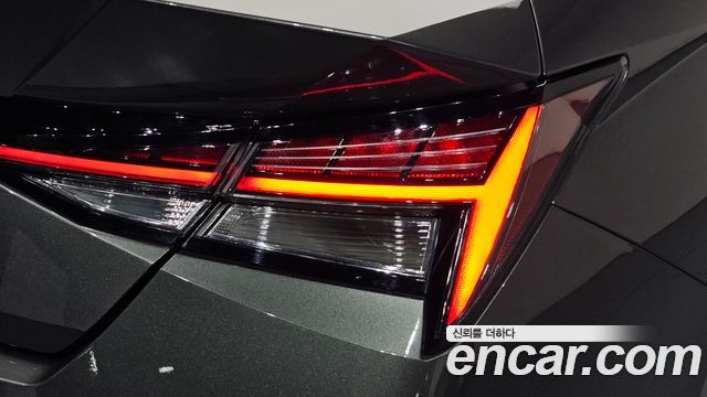 Hyundai AVANTE 2023 — photo 9