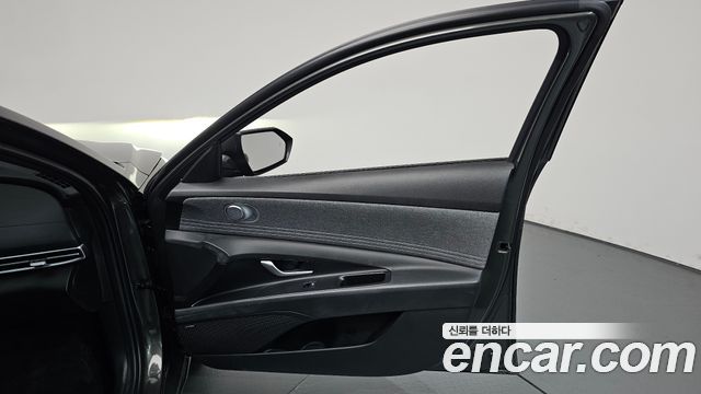 Hyundai AVANTE 2023 — photo 14