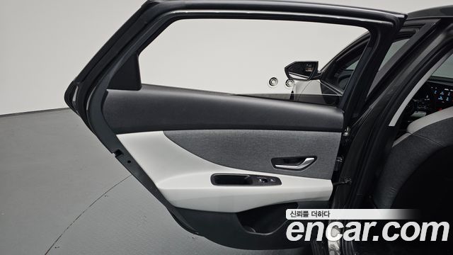 Hyundai AVANTE 2023 — photo 15