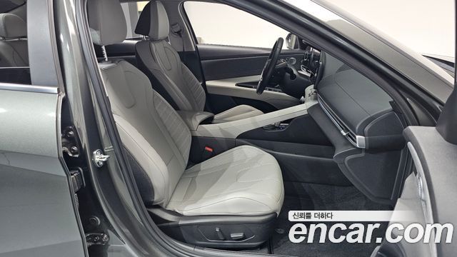 Hyundai AVANTE 2023 — photo 16