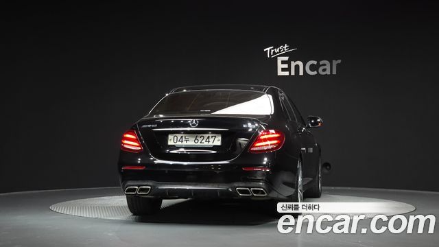 Mercedes-Benz E-Class 2019 — photo 4