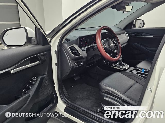 Kia Seltos 2023 — photo 15
