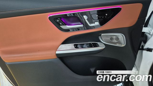 Mercedes-Benz GLC-Class 2024 — photo 11