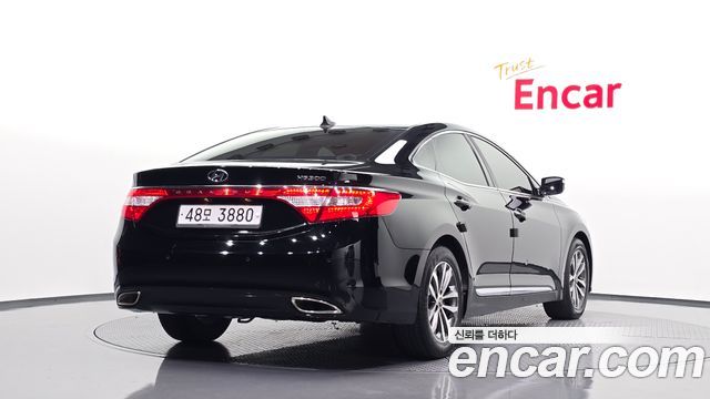 Hyundai Grandeur 2012 — photo 2