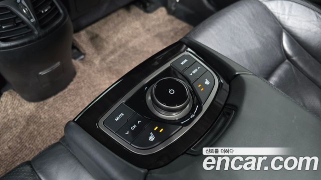 Hyundai Grandeur 2012 — photo 24