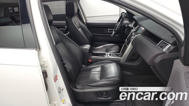 Land Rover Discovery Sport 2018 — photo 10