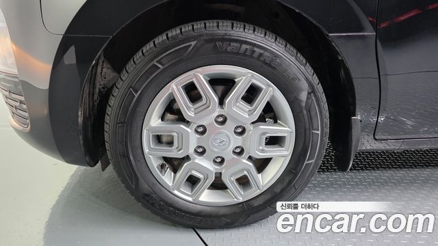Hyundai Staria 2023 — photo 5