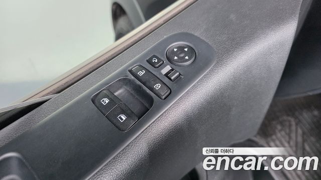 Hyundai Staria 2023 — photo 26