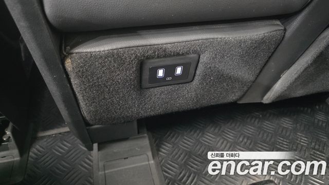 Hyundai Staria 2023 — photo 29