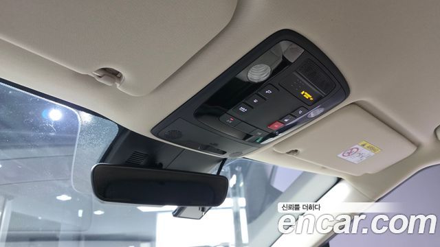 Kia Canival 2023 — photo 24