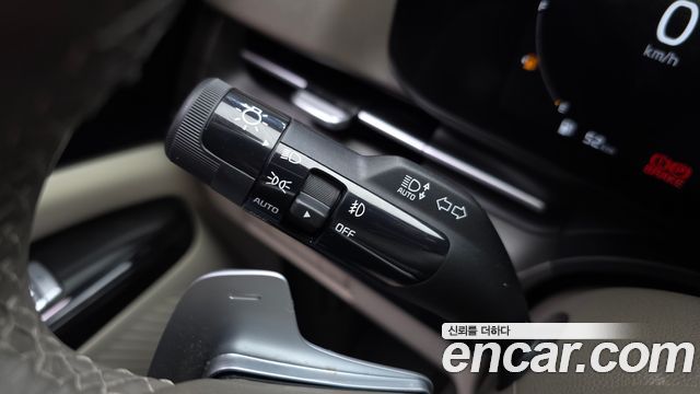 Kia Canival 2023 — photo 29