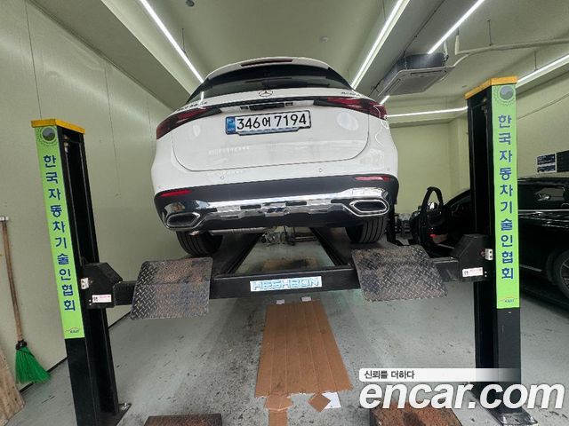 Mercedes-Benz GLC-Class 2026 — photo 2