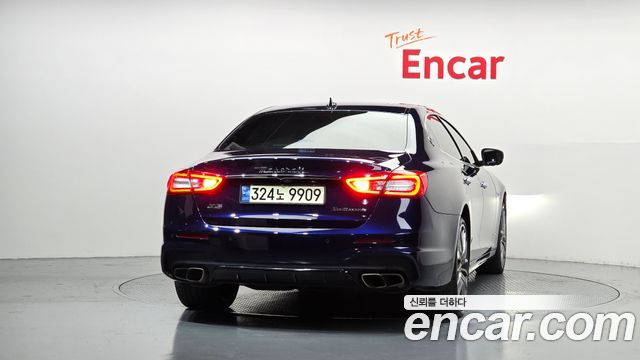 Maserati Quattroporte 2018 — photo 4